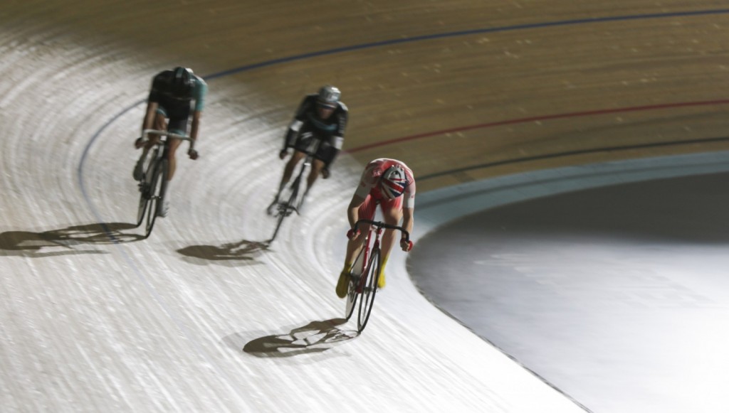 Claire Halas Photography Six Day Cycling 411